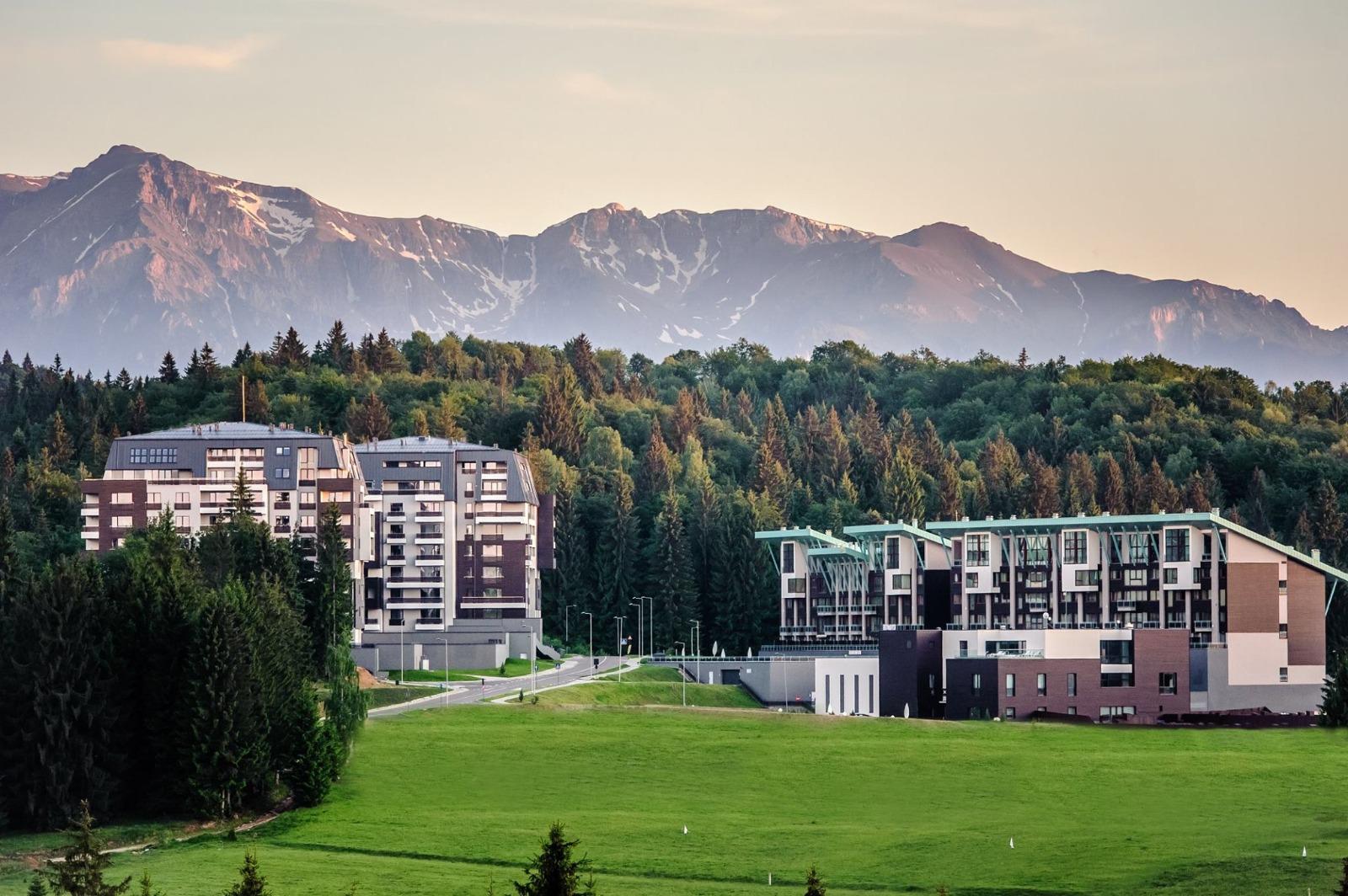 Silver Mountain Resort & Spa Poiana Brasov Exteriör bild